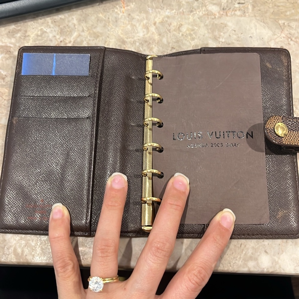 Louis Vuitton PM Agenda - Picture 2 of 7